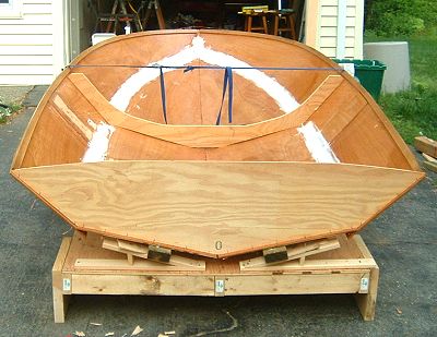 Transom in place, hull filleted