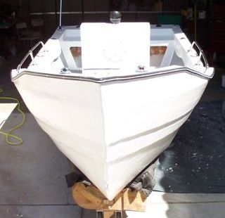 Console Skiff bow view